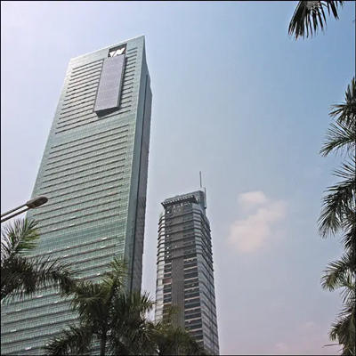 办公楼外景：深圳新世界中心